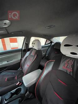 هیۆندای ئەلەنترا